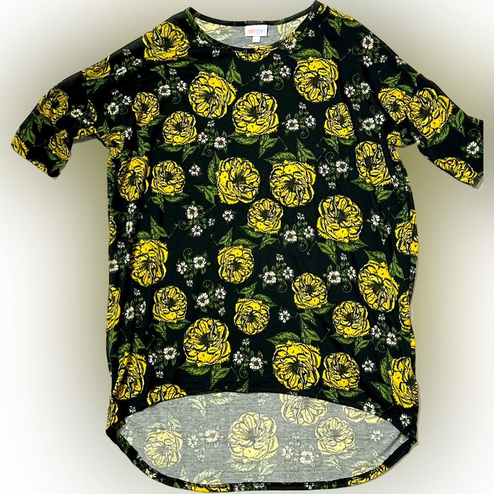 NWT LuLaRoe Irma tunic style shirt. Size XS oversized